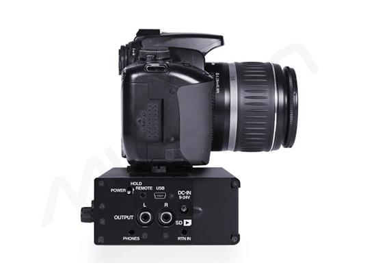 Photo Console reportage DC-R302 FOSTEX