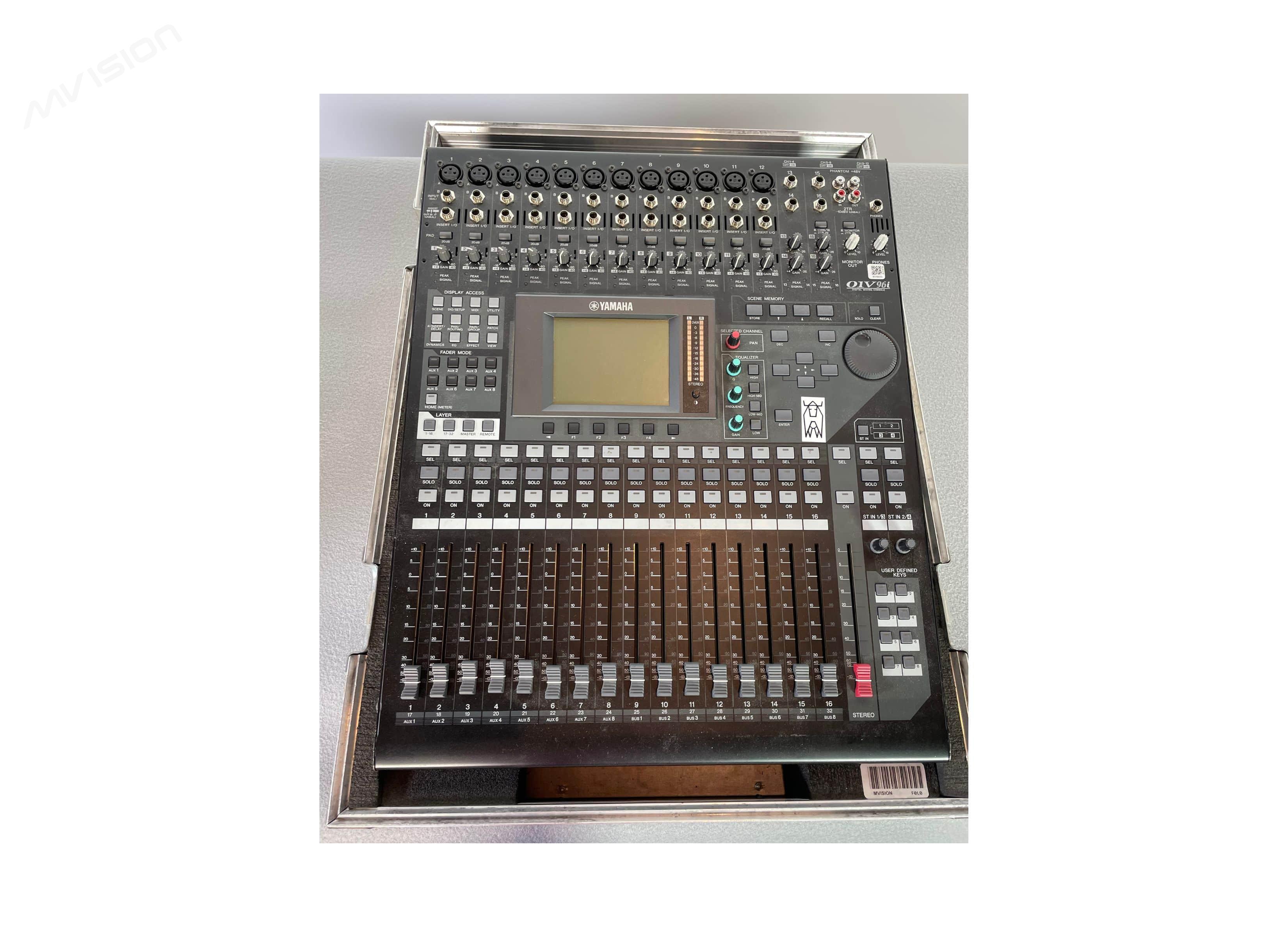 Console numérique 01V96i Yamaha 32 canaux/8 aux/8 bus