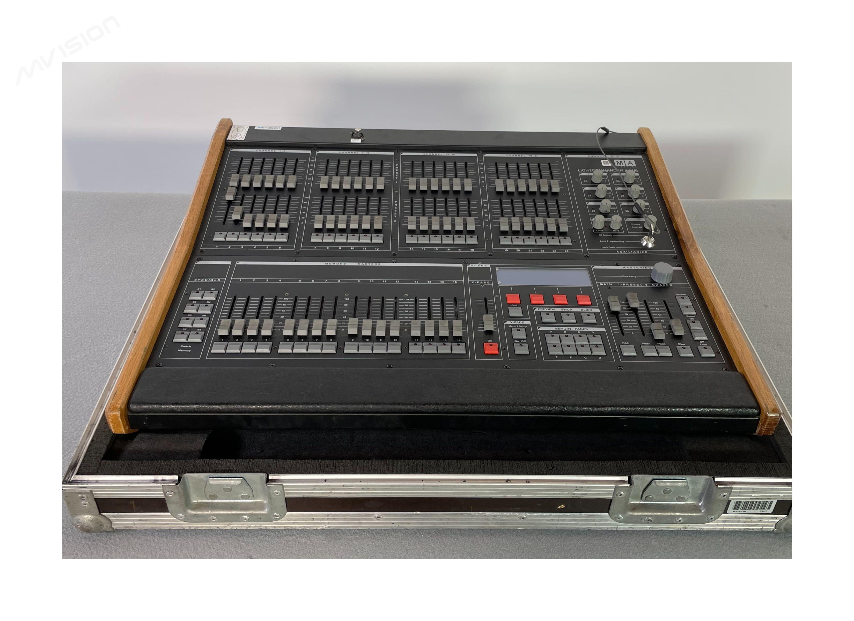 Console light commander II 24-48 MALighting