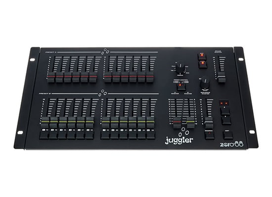 Photo Console lumière traditionnelle COOPER CONTROLS Zéro 88 Juggler