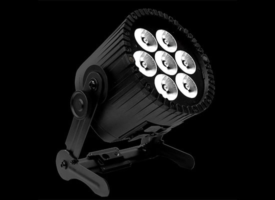Photo Par LED sur batterie Astera AX9 (7x15W) (Kit de 8)